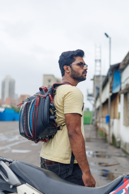 THE JARAKH - TANK BAG