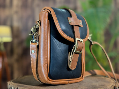 The Shan - Hybrid Tank Pouch