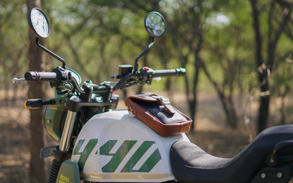 The Shan - Hybrid Tank Pouch