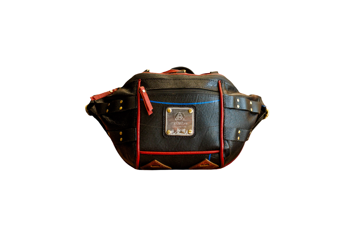 THE GOYRA - SLING BAG